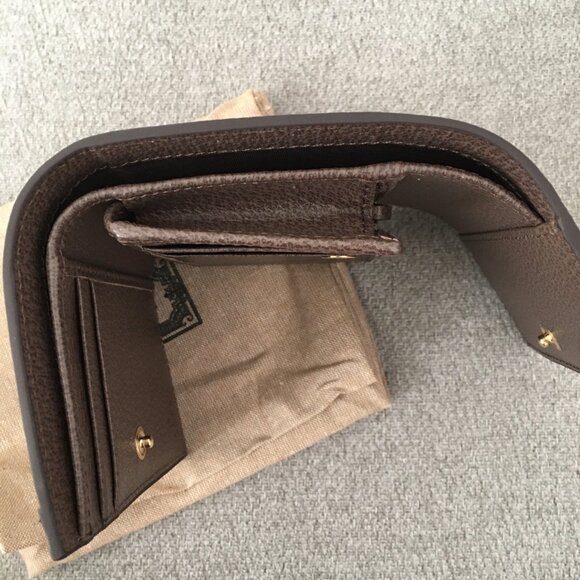 GUCCI GG Supreme Ophida Wallet - Picture 7 of 8